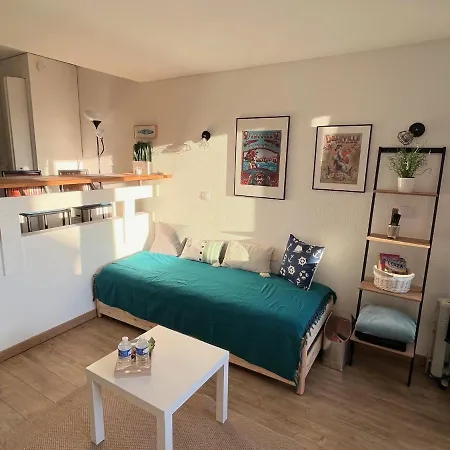 Apartment La Marina *